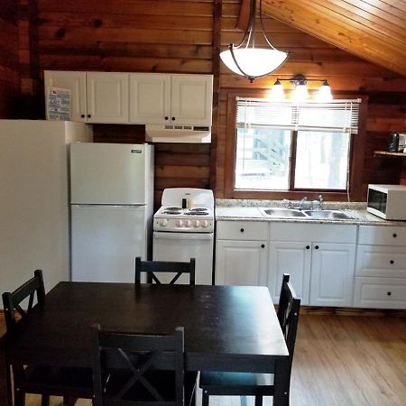 Willow Spring Lake Texoma Camping Resort Cabin 8 المظهر الخارجي الصورة
